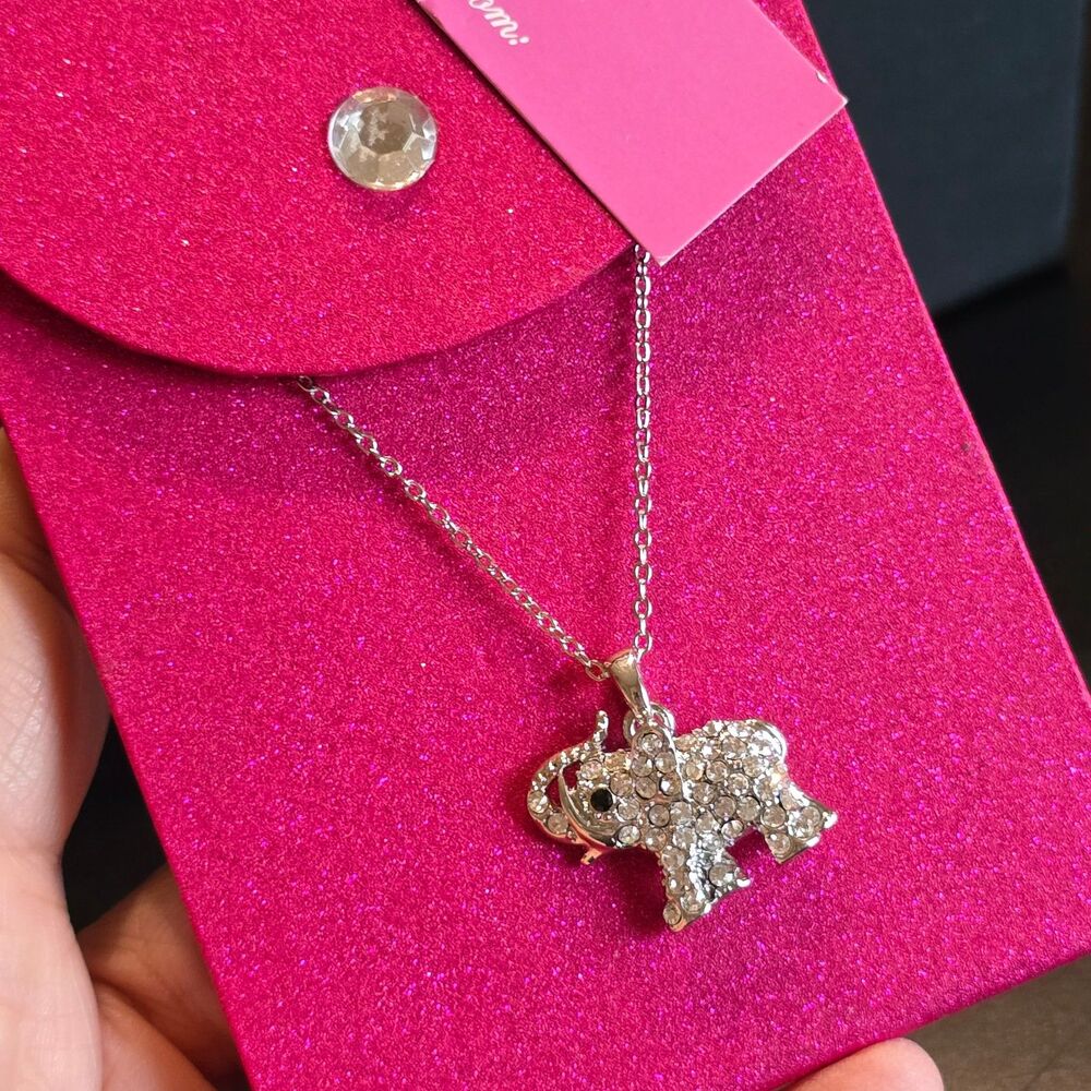 Elephant rhinestone embellished pendant silver tone necklace in magnetic case